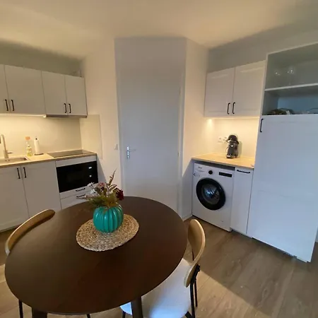 Climatise, 4 Pers, & Parking A Port - Fr-1-81-627 Apartment *