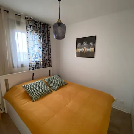 Apartment Climatise, 4 Pers, & Parking A Port - Fr-1-81-627